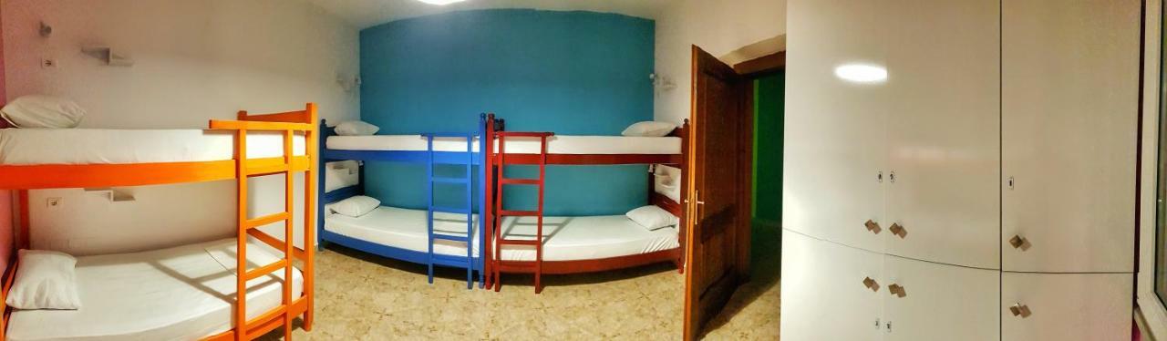 Bed Station Hostel & Bar Шкодер Экстерьер фото